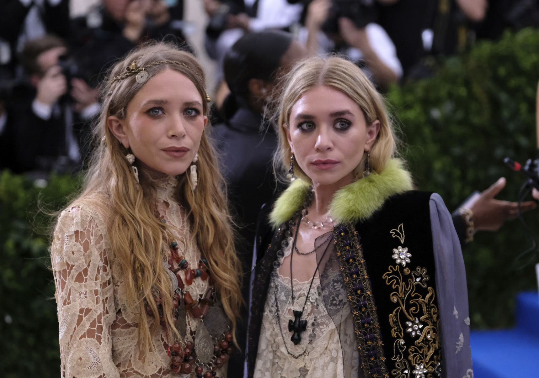 Birthday: Mary-Kate & Ashley Olsen